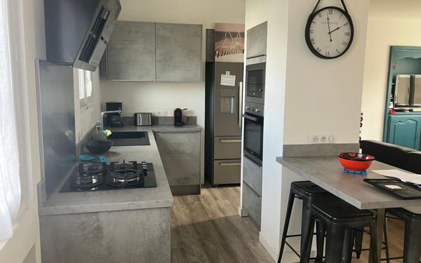 Maison à vendre    5 pièces •  La Rochelle