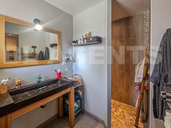 Magnifique Longère Restaurée à Proximité de Châtellerault