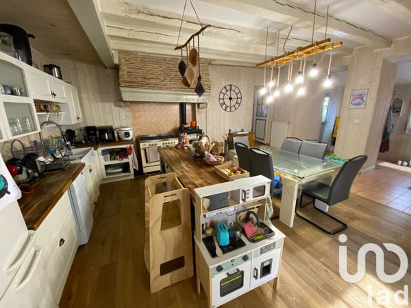 Maison à vendre 8 pièces 175 m² Sanxay