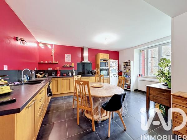 Maison à vendre 5 pièces 165 m² Chavin