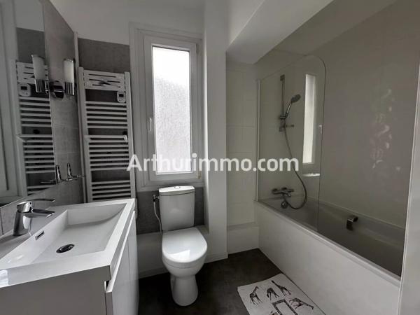 Vente                                                      Appartement
                        
                     3 pièces                      80 m2                     à Le Havre