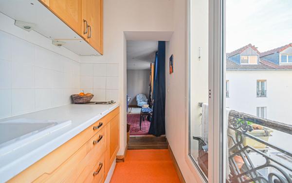 Appartement à vendre    2 pièces • 44,20 m2 Paris 18