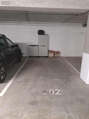 Parking couvert à vendre à Bordeaux en Gironde (33000), ref : 026/991
