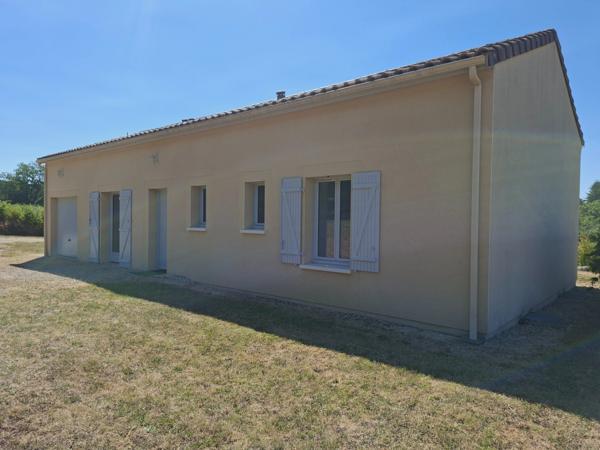 Maison de plain-pied à vendre - 3 chambres - à Pressignac Vicq (24)