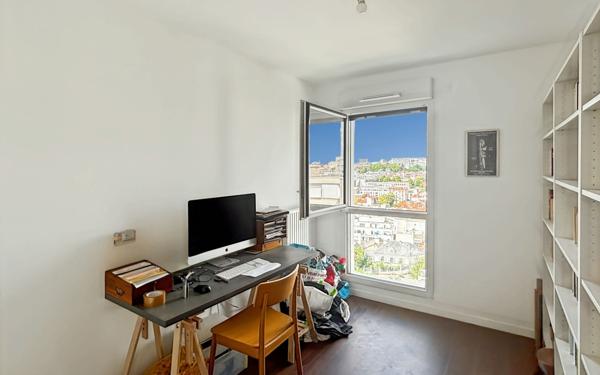 Appartement à vendre    3 pièces • 60 m2 Bagnolet