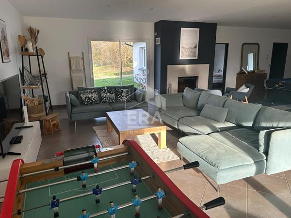 Maison individuelle de plain pied 10 min de montpon 232 m2