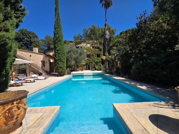Vente Maison de luxe Perpignan 13 Pièces 390 m²