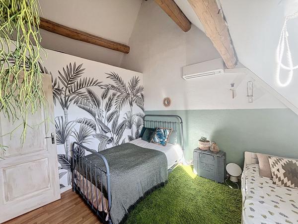 EXCEPTIONNEL aux portes de la Camargue, authentique Cabane de Gardian de 166m²