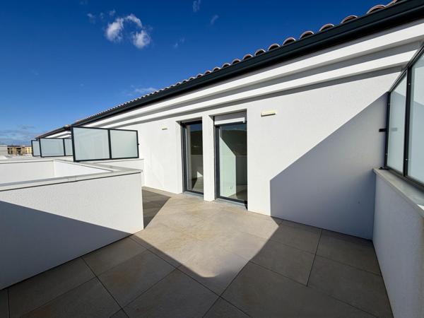 Duplex 3 pièces neuf 2025 avec terrasses et vue dégagée – Cavaillon