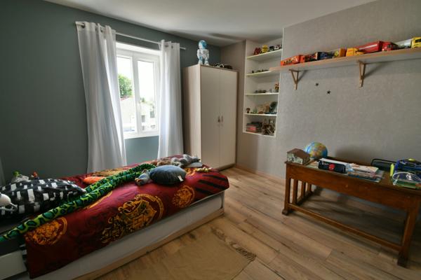 Maison à vendre 5 pièces proche de TONNAY CHARENTE (17)