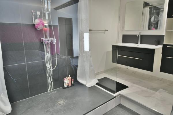 Maison à vendre 5 pièces proche de TONNAY CHARENTE (17)