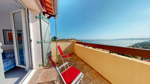 Maison Saint Raphael 3 pièce(s) 50.81 m2 - Vue mer panoramique - Garage double