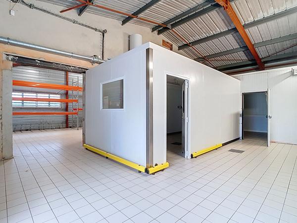 A VENDRE Local d'Activités / Entrepôts 540m² et 165m² - ZA de l'Espèche Fontenilles (31470)