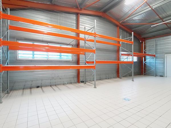 A VENDRE Local d'Activités / Entrepôts 540m² et 165m² - ZA de l'Espèche Fontenilles (31470)
