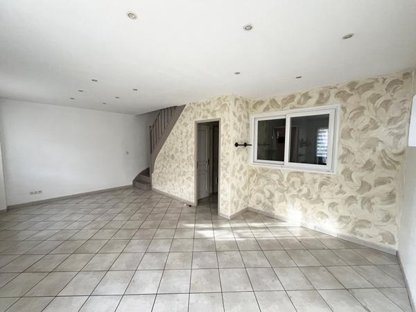 Dourdan - Commerces à pieds !