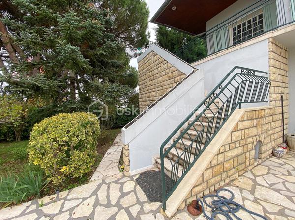 Maison de 248 m²
