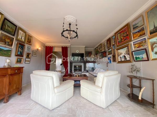 Maison de 248 m²