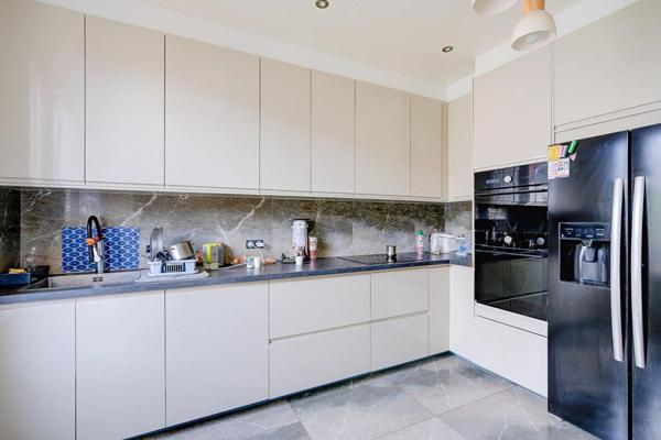 Maison Sainte-Geneviève-des-Bois  7 pièces 150 m²