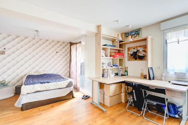Maison Sainte-Geneviève-des-Bois  7 pièces 150 m²