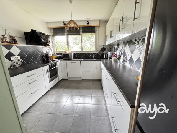 Grand appartement familial 3 chambres + bureau au cœur du Bourg de Saint-Herblain