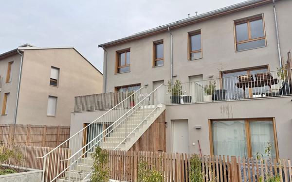 Appartement à vendre    3 pièces • 79,97 m2 Arpajon