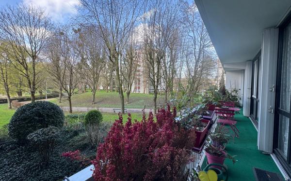 Appartement à vendre    4 pièces • 76,06 m2 Chelles