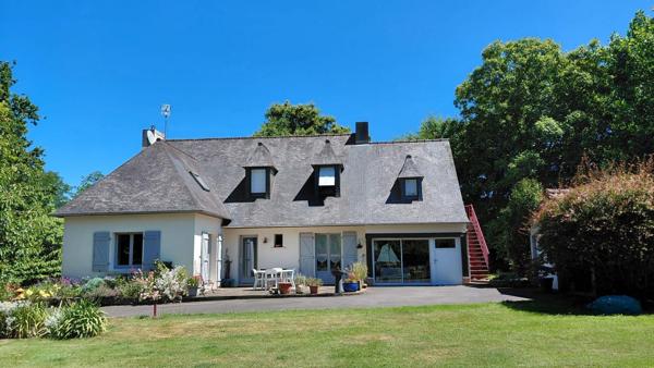 MAISON DE CHARME  - CALME ABSOLU PROCHE COMMERCES ET PLAGES