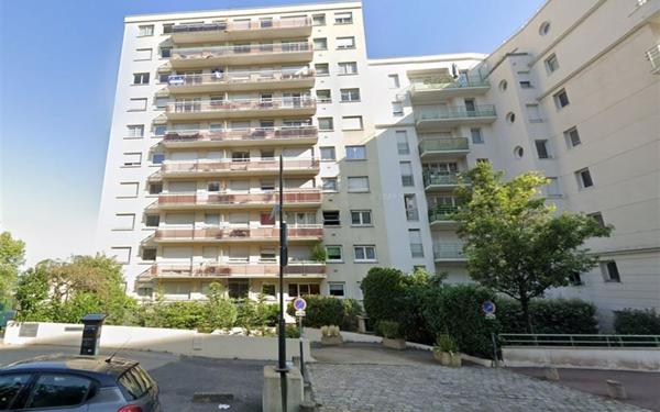 Appartement à louer    2 pièces • 34,61 m2 Issy-les-Moulineaux