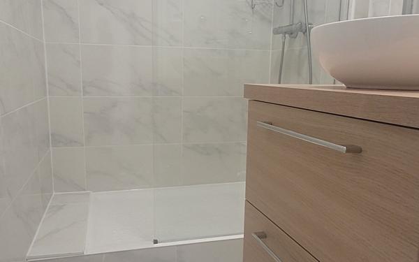 Appartement à louer    2 pièces • 34,61 m2 Issy-les-Moulineaux