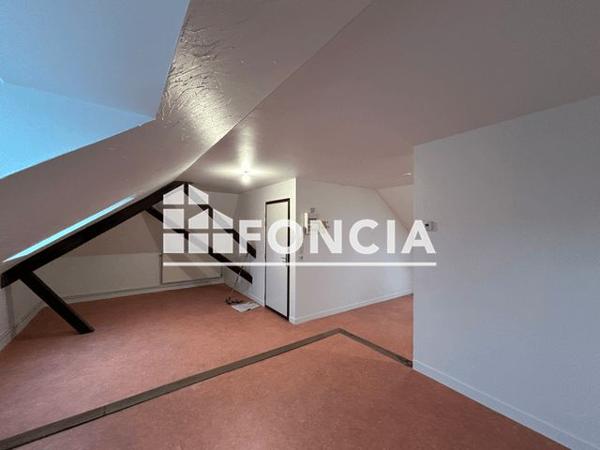 Location Studio 35.1 m² - 28 BOULEVARD J.-B.-CLEMENT Nouzonville 08700