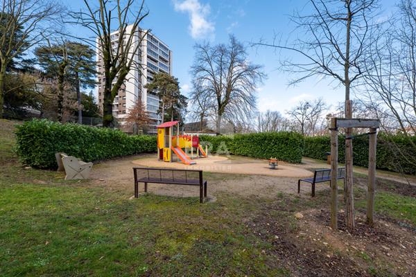 Appartement 4 pièces  Lyon 5  vue sur Fourvière