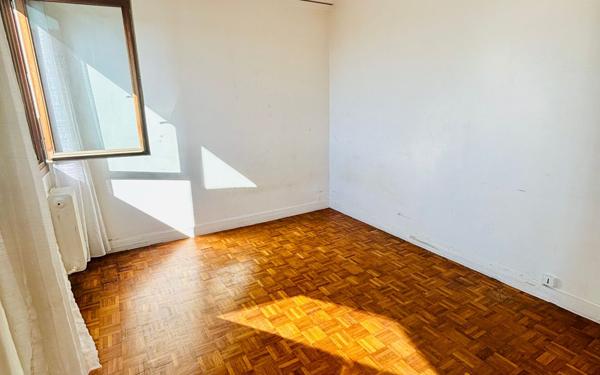 Appartement à vendre    4 pièces • 73 m2 Épinay-sur-Seine