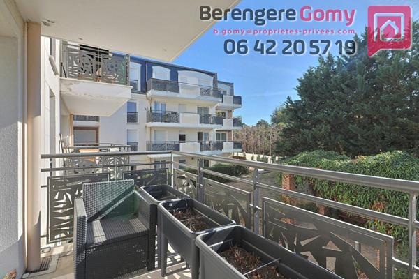 Le Plessis-Bouchard, T2 récent avec balcon et parking