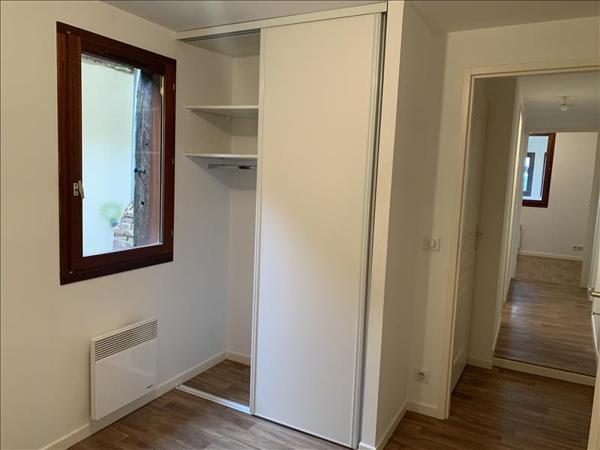 Appartement à louer 435 € CC CAZAUBON 3 p 60 m² DPE D