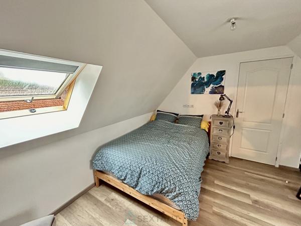 BELLE LONGERE INDIVIDUELLE de 120m2 sur secteur très calme, totalement rénovée.