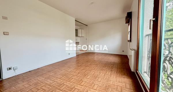 À vendre Studio 31 m² - Saint-germain-en-laye 78100