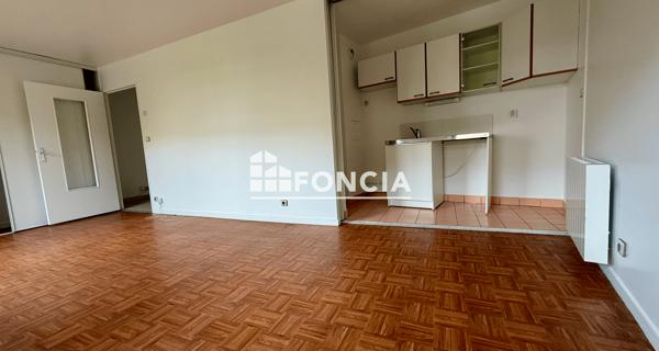 À vendre Studio 31 m² - Saint-germain-en-laye 78100