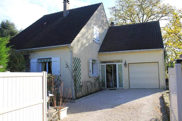 Maison La Celle Les Bordes 7 pièces 147 m2