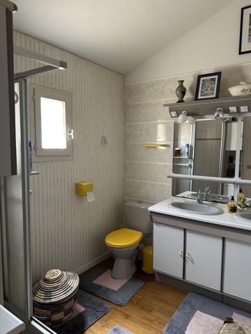 Greasque - Maison 6 pièce(s) - 131 m2 - terrain clôturé 1000 m2 - vue Sainte-Victoire - garage - piscine