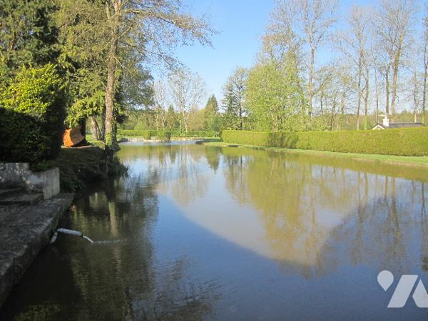 Etangs de 1000 m2 et 180 m2 sur 4365 m2