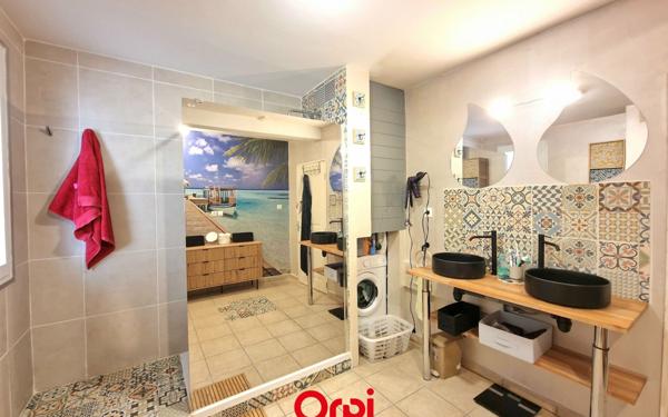 Appartement à vendre    3 pièces • 72,25 m2 Saint-Denis