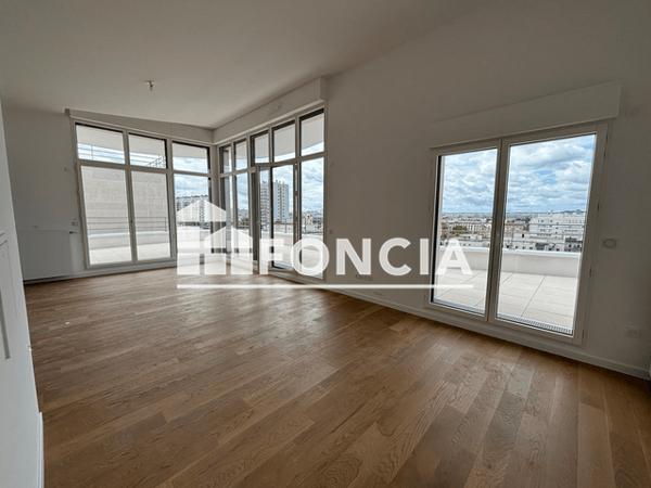 Location Appartement 5 pièces 133.6 m² - Clichy 92110