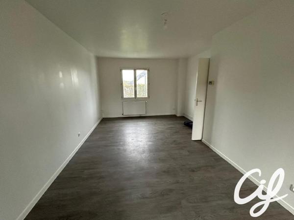 Maison T4 FECAMP - 75.6 m2  160 000 Euros