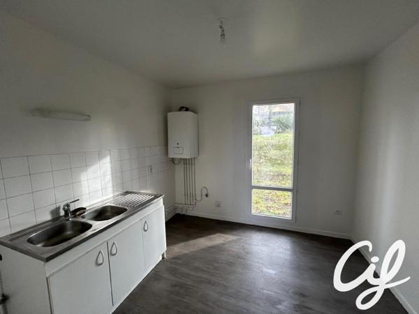 Maison T4 FECAMP - 75.6 m2  160 000 Euros