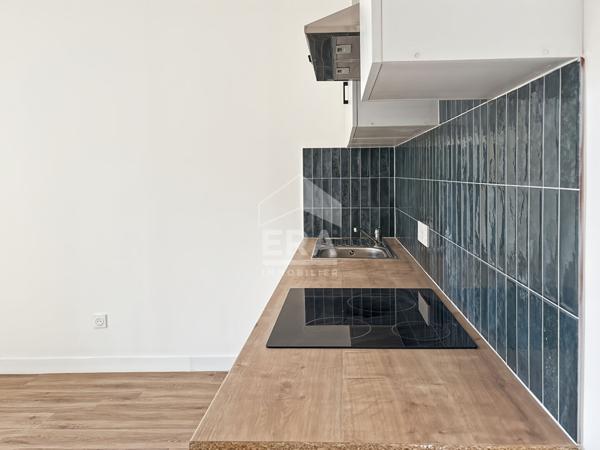 Appartement type 2 28m² + balcon 13004 Marseille