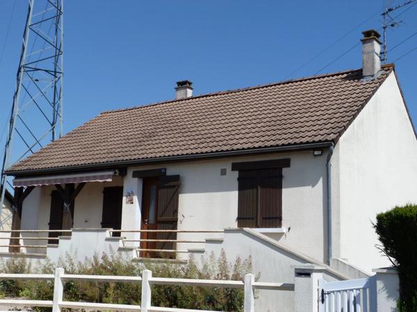 Vente                                                      Maison
                        
                     4 pièces                      91 m2                     à Mehun-sur-Yèvre