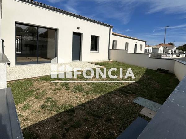 Location Maison 4 pièces 85.3 m² - 21 RUE DE LA PLAINE DES ORMEAUX Niort 79000