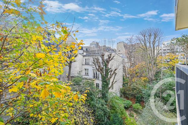 Appartement F5 à vendre  5 pièces - 111,29 m2 PARIS - 75016