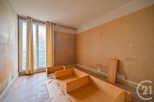 Appartement F5 à vendre  5 pièces - 111,29 m2 PARIS - 75016