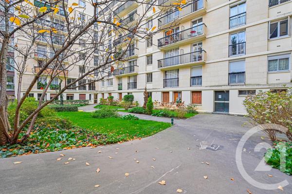 Appartement F5 à vendre  5 pièces - 111,29 m2 PARIS - 75016